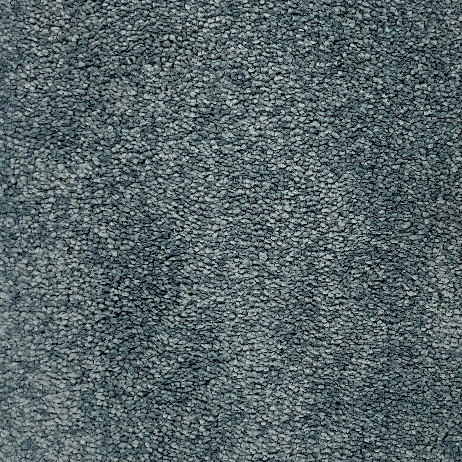 Furlong Flooring Enchantment Luxe Saxony Carpet