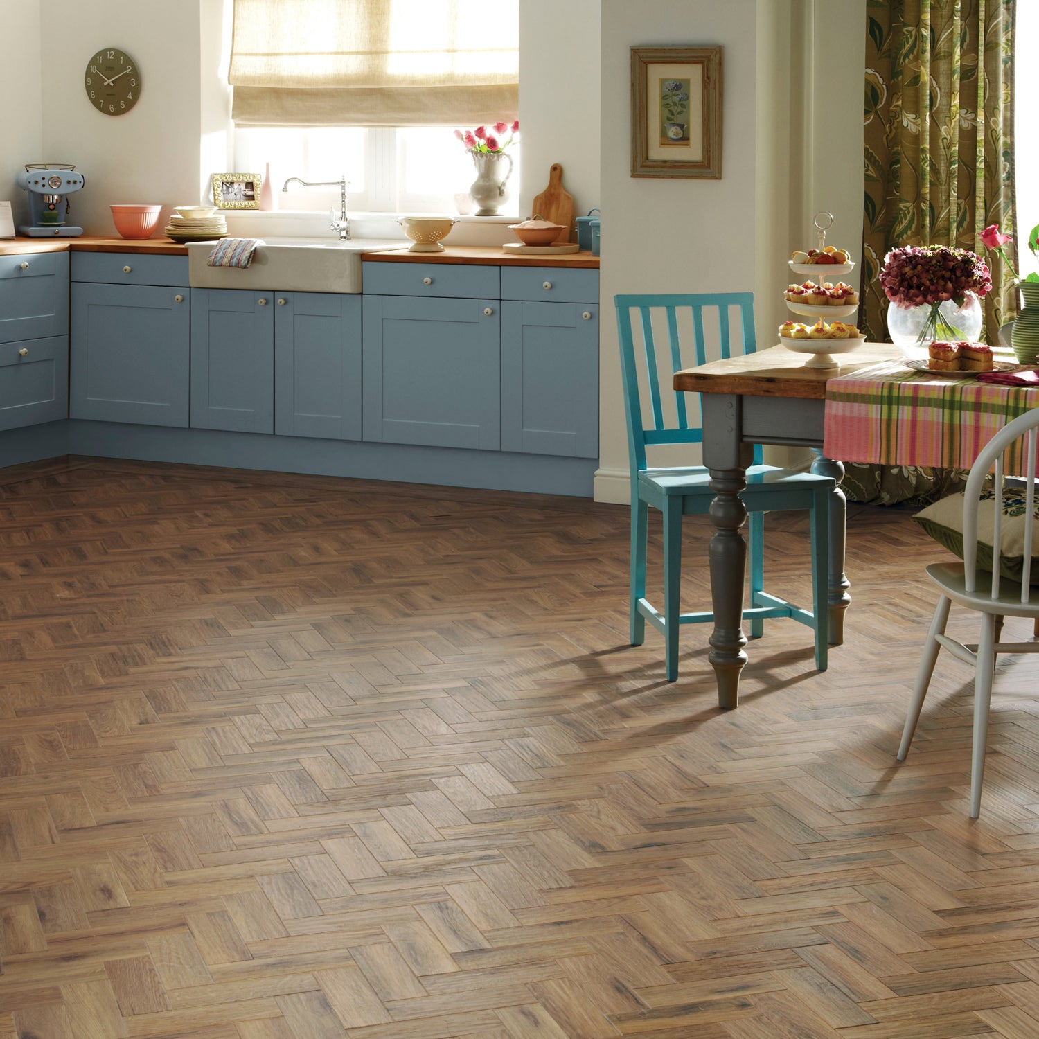 Karndean Art Select Gluedown LVT Flooring in Morning Oak Parquet AP06 - 3.34m2 Full Pack