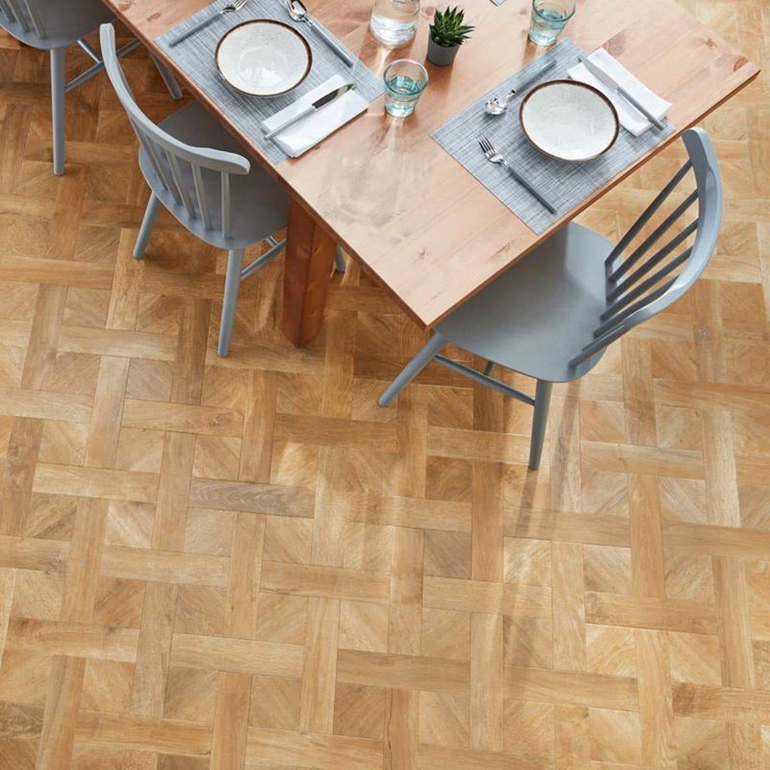Karndean Art Select Gluedown LVT Flooring in Spring Oak Basketweave SBW-RL01 - 3.48m2 Full Pack