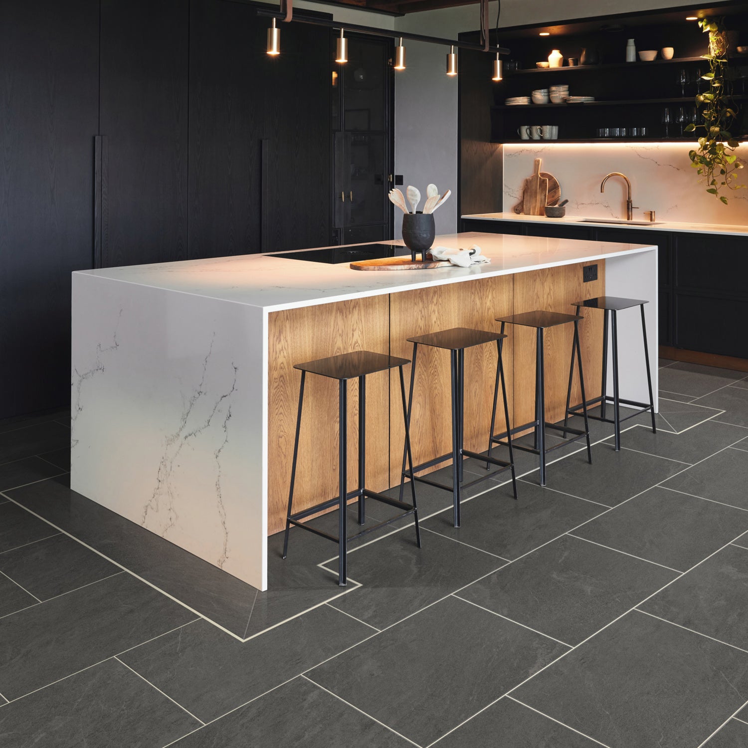 Karndean Art Select Gluedown LVT Flooring in Verona Quartzite LM48 - 3.34m2 Full Pack