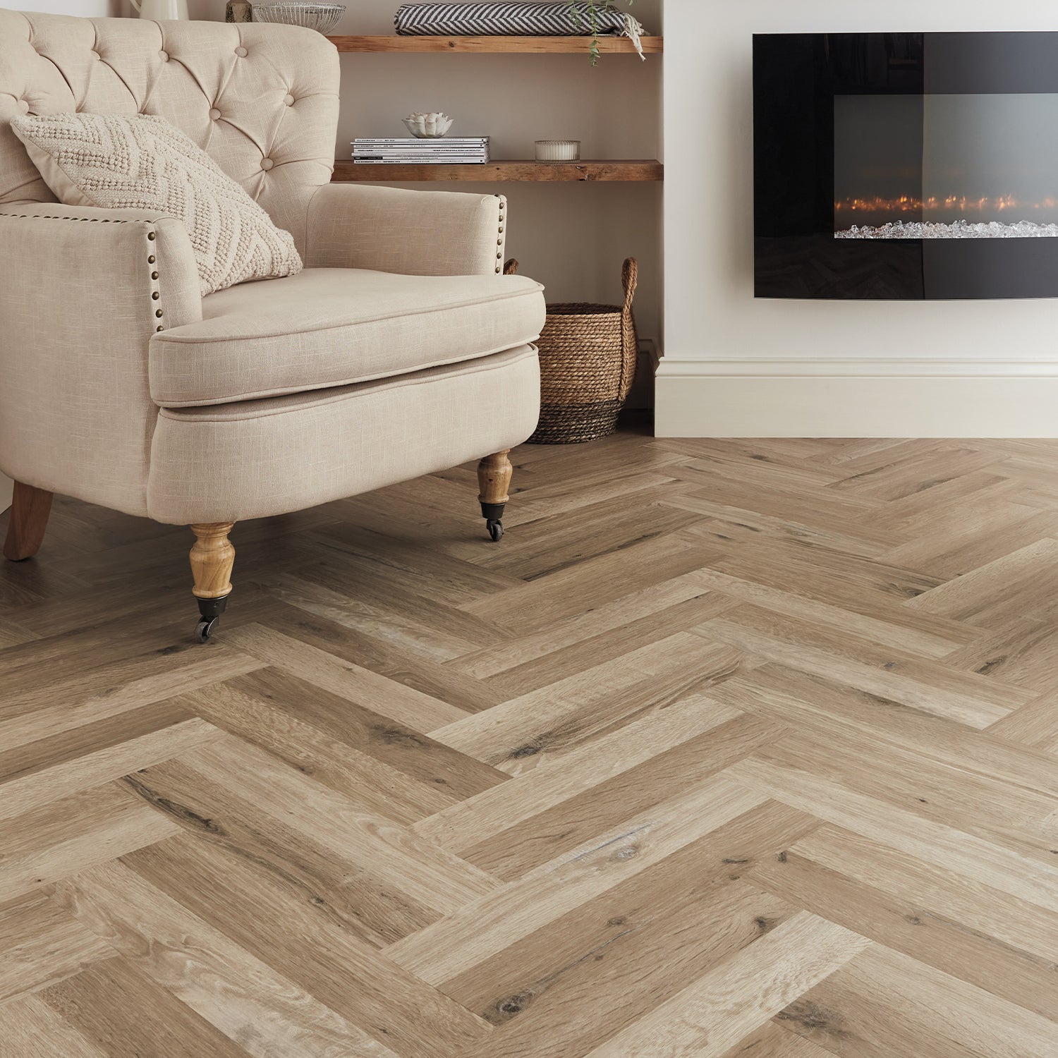 Karndean Knight Tile Gluedown LVT Flooring in Washed Character Oak Herringbone SM-KP144 - 3.34m2 Full Pack