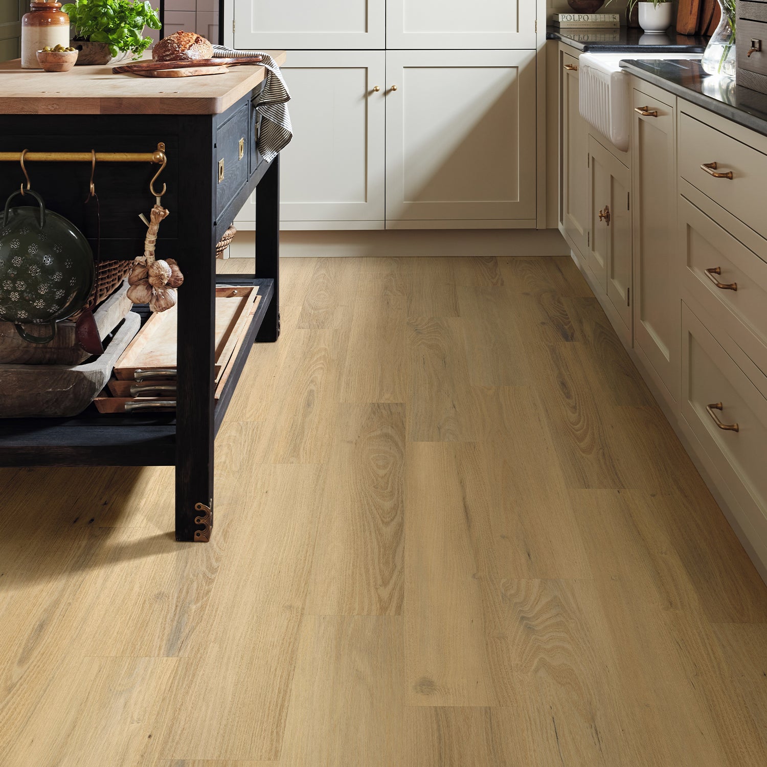 Karndean Knight Tile Gluedown LVT Flooring in Wells Acacia KP160 - 3.34m2 Full Pack