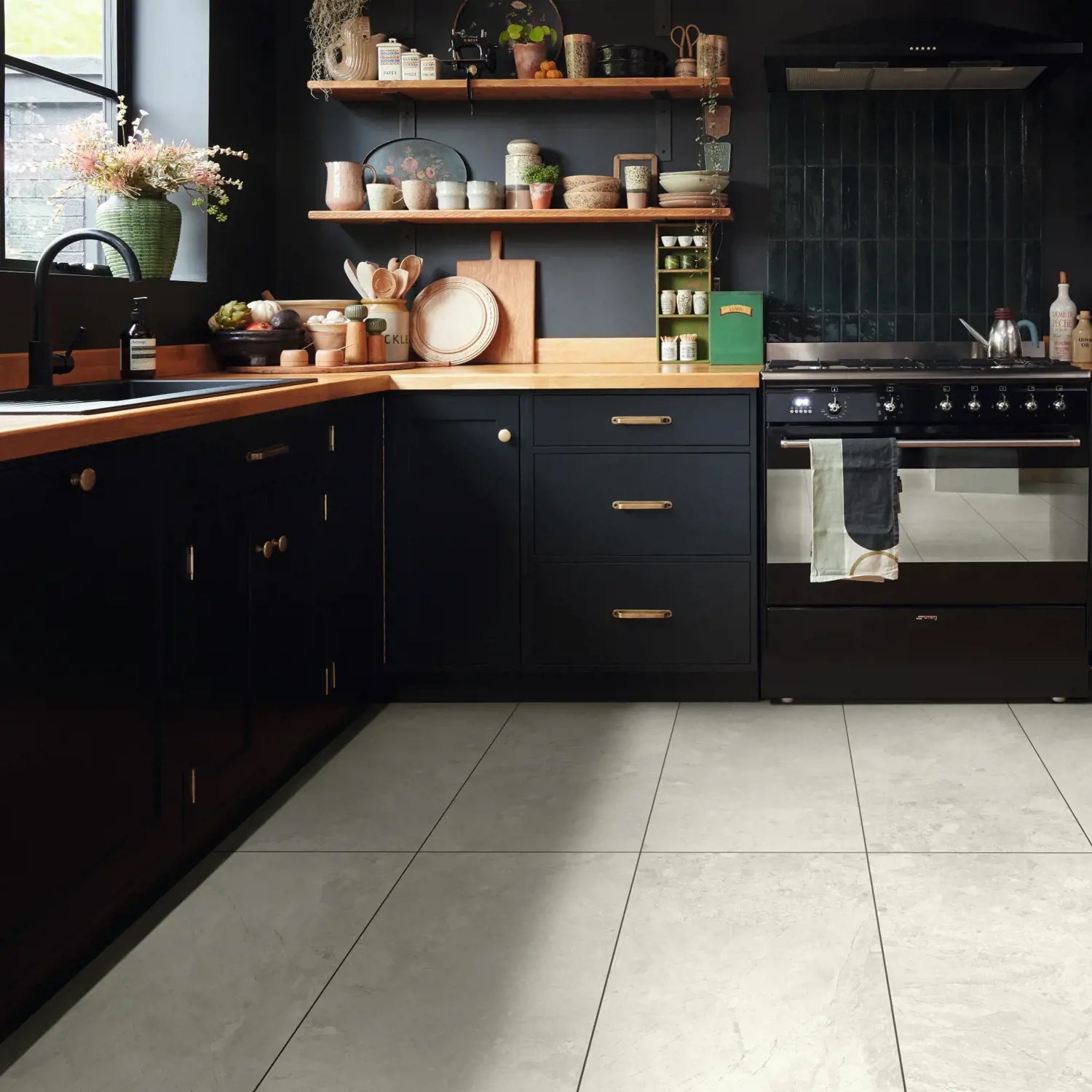 Karndean Van Gogh Gluedown LVT Flooring in Bianco Breccia Marble VGT3021 - 3.34m2 Full Pack