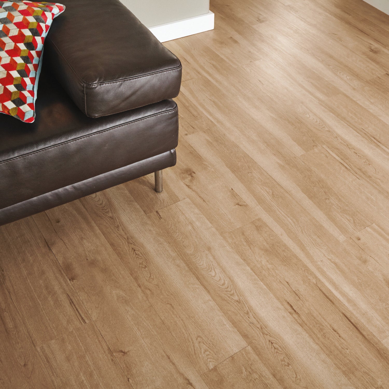 Karndean Van Gogh Gluedown LVT Flooring in Birch VGW84T - 3.25m2 Full Pack