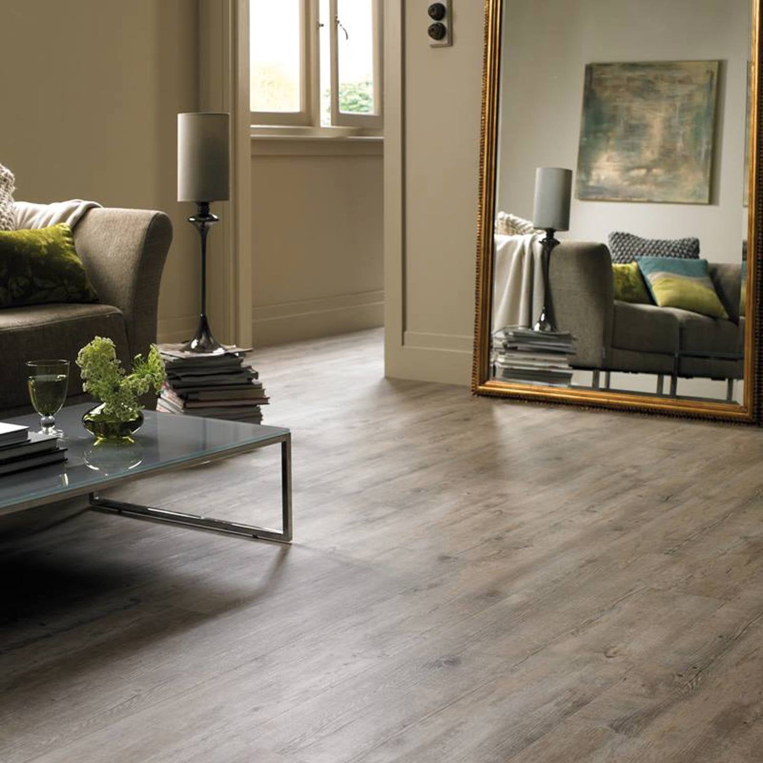 Karndean Van Gogh Gluedown LVT Flooring in Distressed Oak VGW82T - 3.25m2 Full Pack