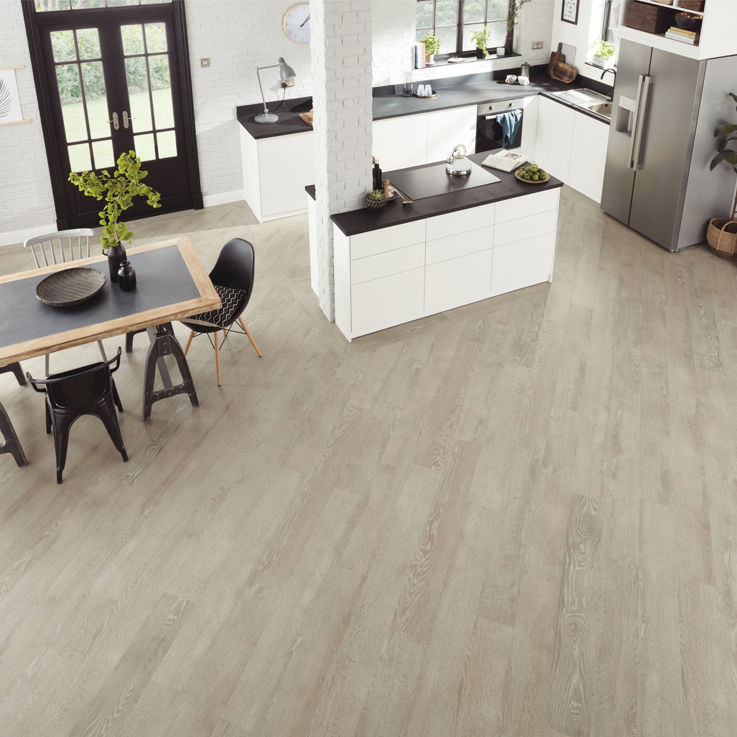 Karndean Van Gogh Gluedown LVT Flooring in Greige Oak VGW110T - 3.25m2 Full Pack