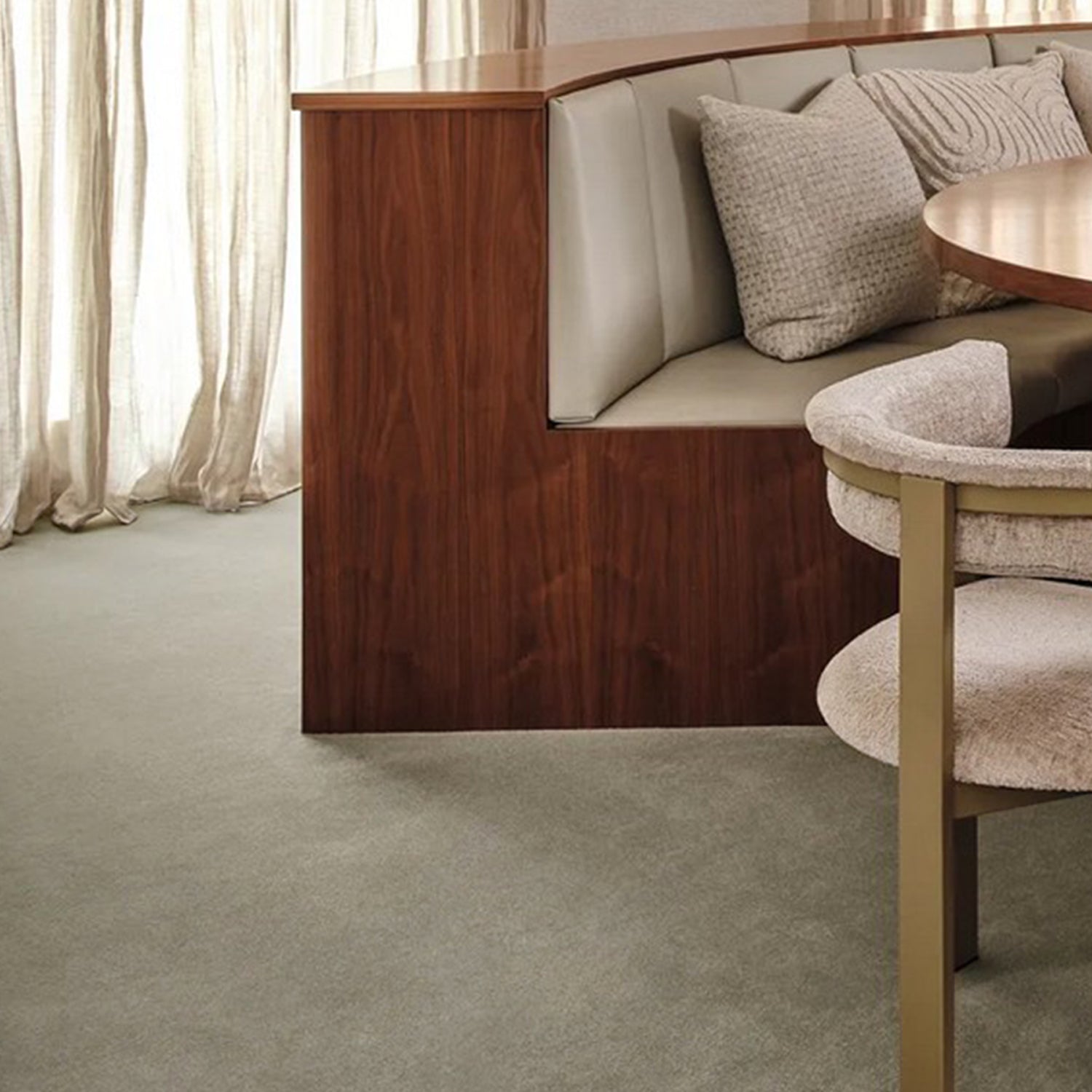 Artisan Carpets Venice 100% Polypropylene Velvet Carpet