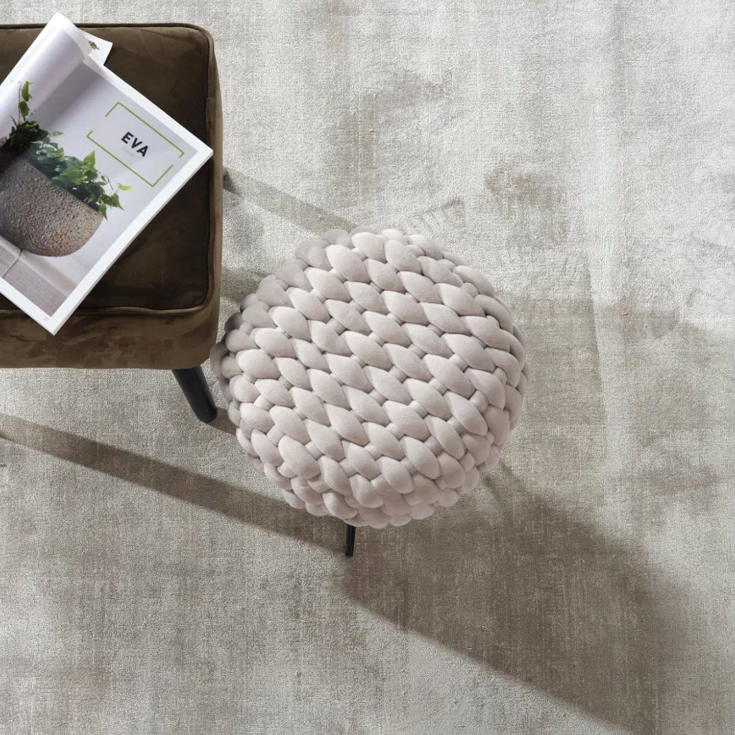 ITC Essence 100% Viscose Handwoven Velvet Carpet