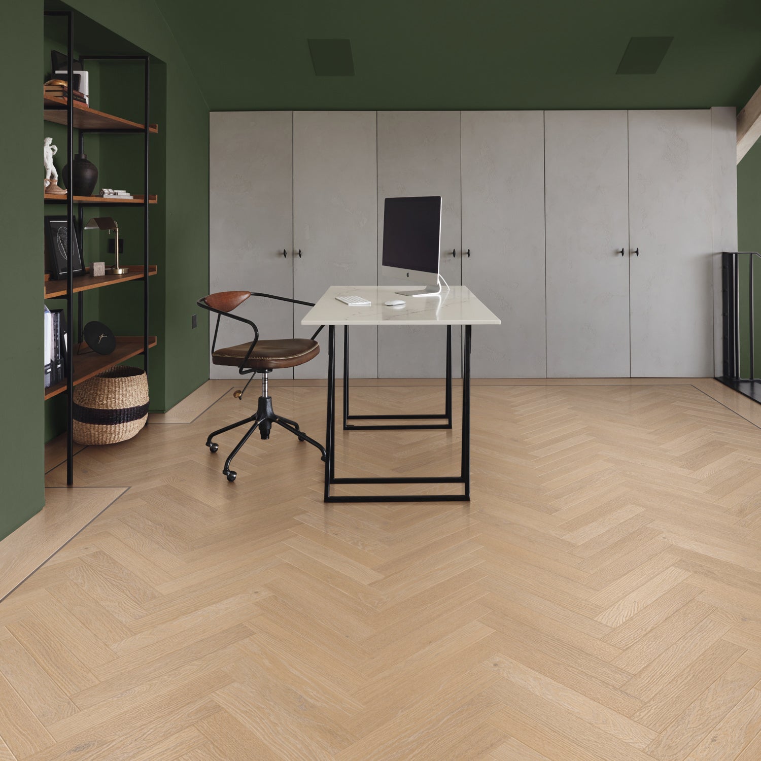 Karndean Art Select Gluedown LVT Flooring in Golden Artisan Oak Herringbone SM-RL31 - 3.34m2 Full Pack