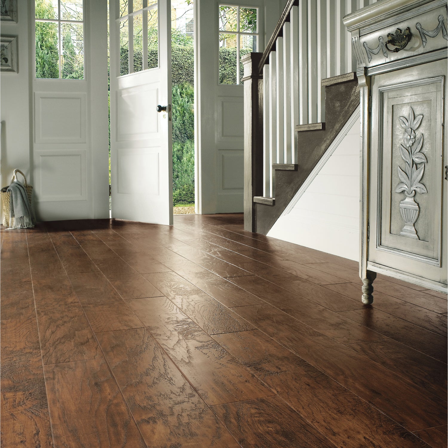 Karndean Art Select Gluedown LVT Flooring in Hickory Nutmeg EW03 - 3.34m2 Full Pack