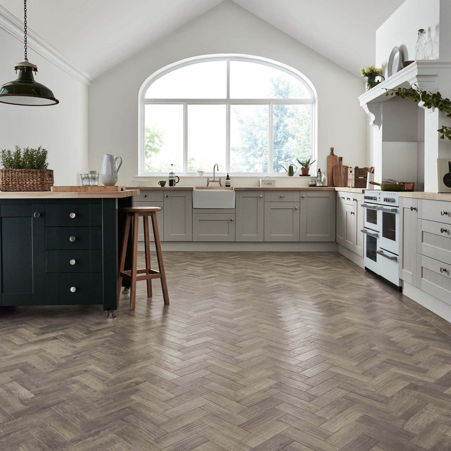 Karndean Art Select Gluedown LVT Flooring in Storm Oak Parquet AP07 - 3.34m2 Full Pack