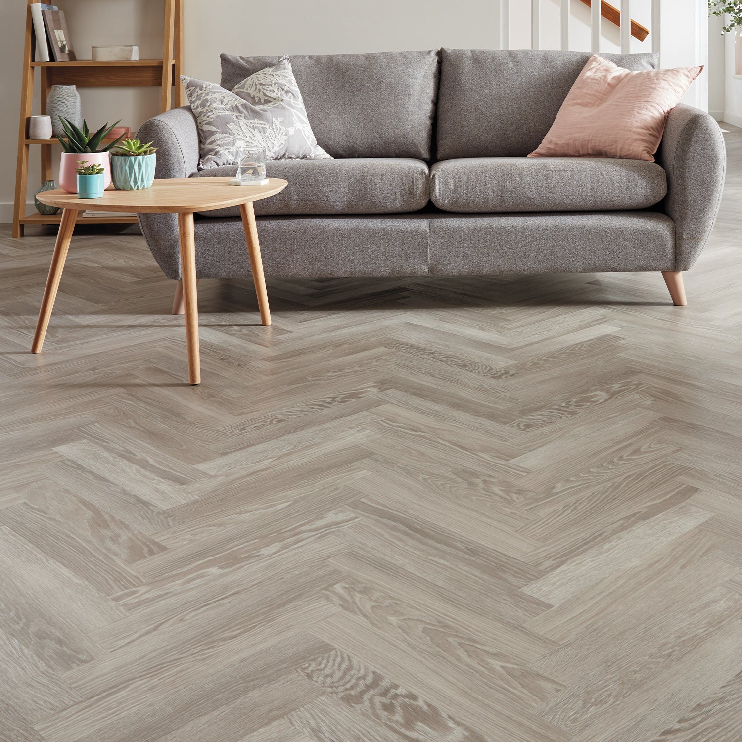 Karndean Knight Tile Gluedown LVT Flooring in Grey Limed Oak Herringbone SM-KP138 - 3.34m2 Full Pack