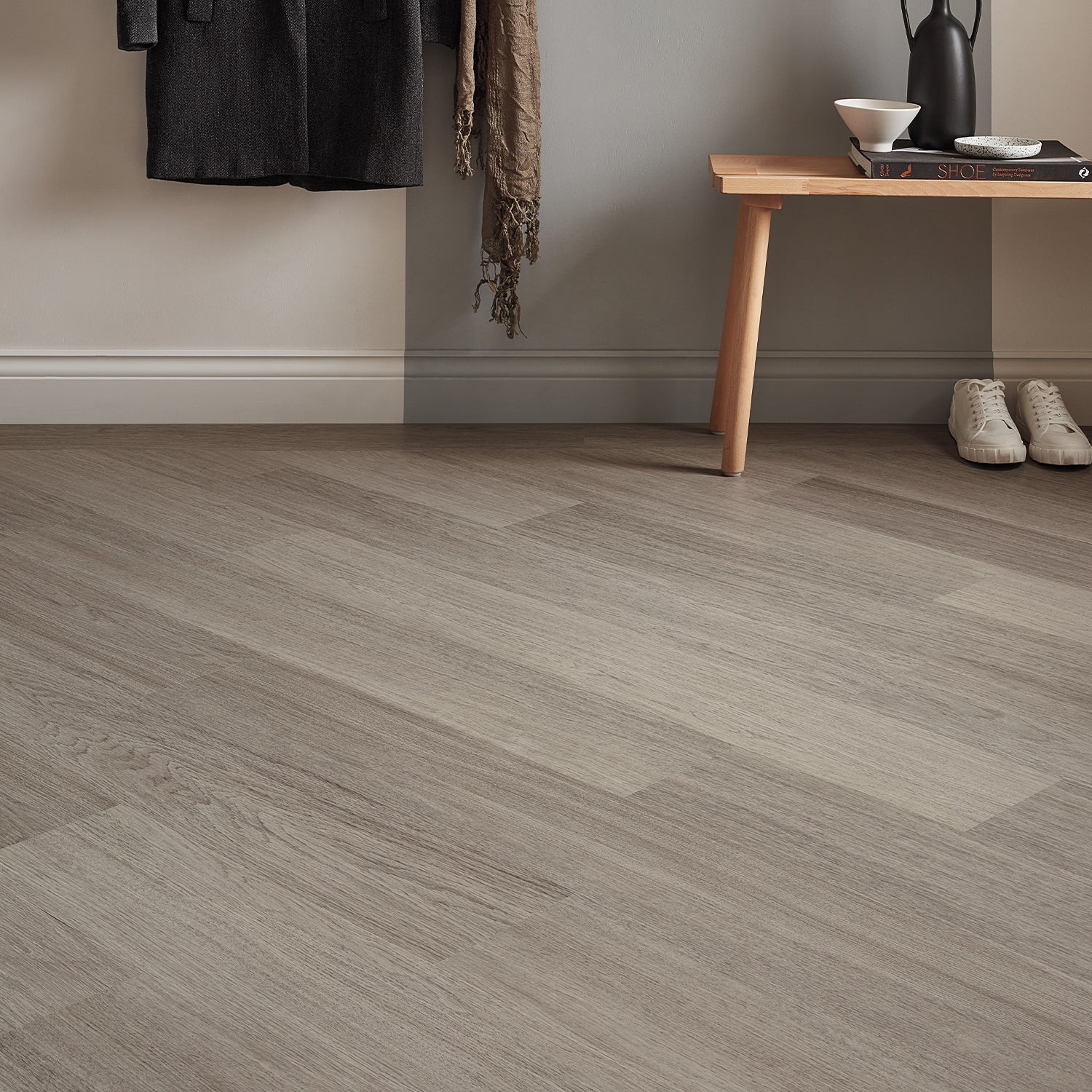 Karndean Knight Tile Gluedown LVT Flooring in Grey Studio Oak KP152 - 3.34m2 Full Pack