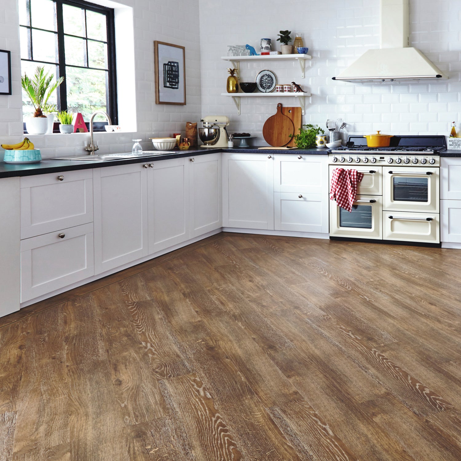 Karndean Van Gogh Gluedown LVT Flooring in Hessian Oak VGW93T - 3.25m2 Full Pack