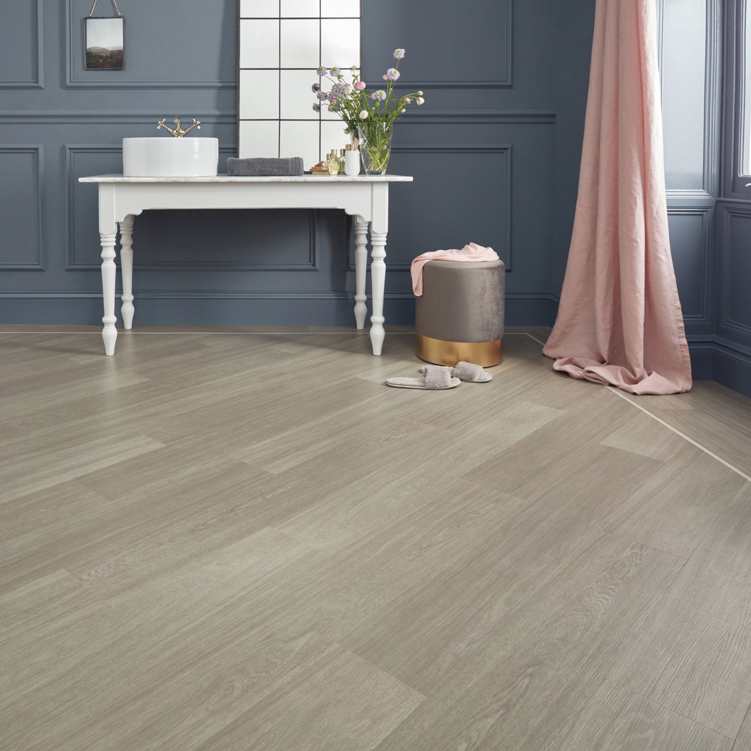Karndean Van Gogh Gluedown LVT Flooring in Misty Grey Oak VGW112T - 3.25m2 Full Pack