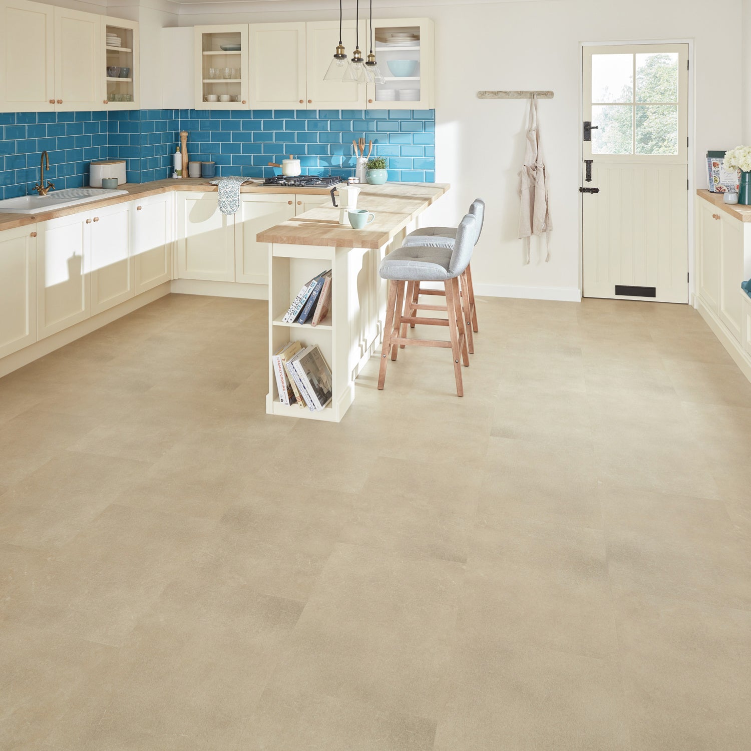 Karndean Van Gogh Rigid Core LVT Flooring in Cotswold Stone RKT2405 - 2.74m2 Full Pack
