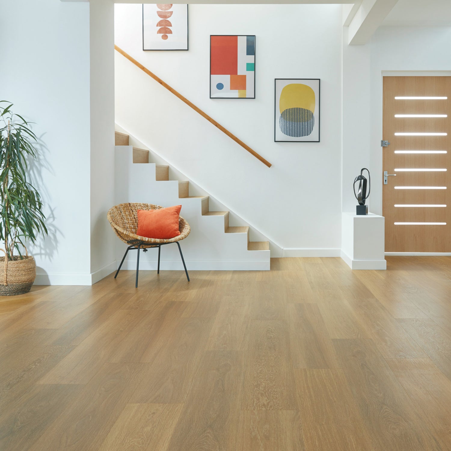 Karndean Van Gogh Rigid Core LVT Flooring in Golden Brushed Oak VGW122T-RKP - 3.2m2 Full Pack