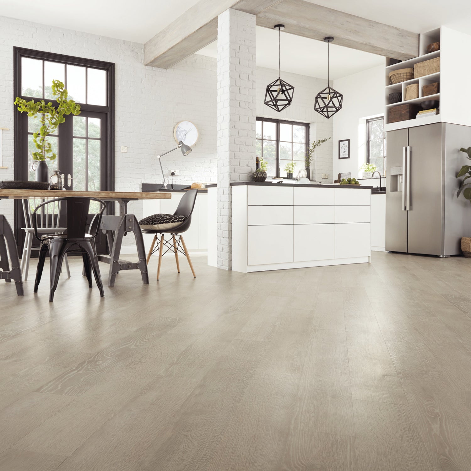 Karndean Van Gogh Rigid Core LVT Flooring in Greige Oak VGW110T-SCB - 2.2m2 Full Pack