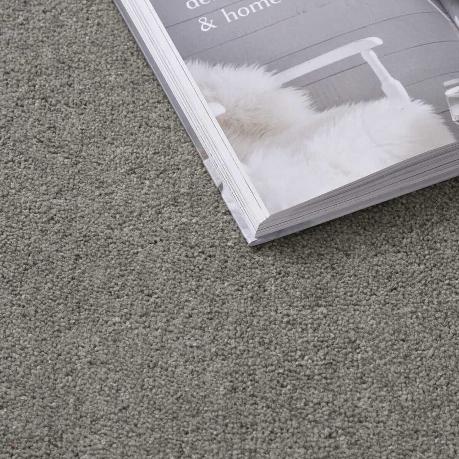 Kingsmead 30oz Pennine 80% Wool Blend Twist Carpet