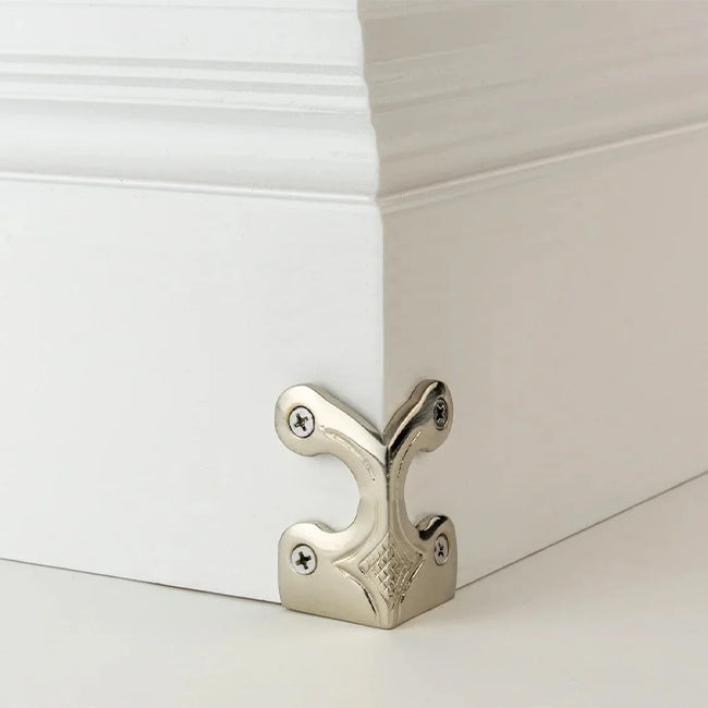 Stair Rods UK Skiffer Corner Protector in Satin Nickel